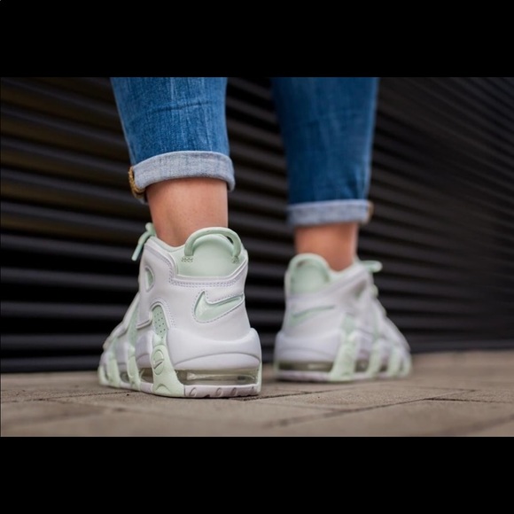 Nike Air Uptempo Barely Green - Picture 5 of 5